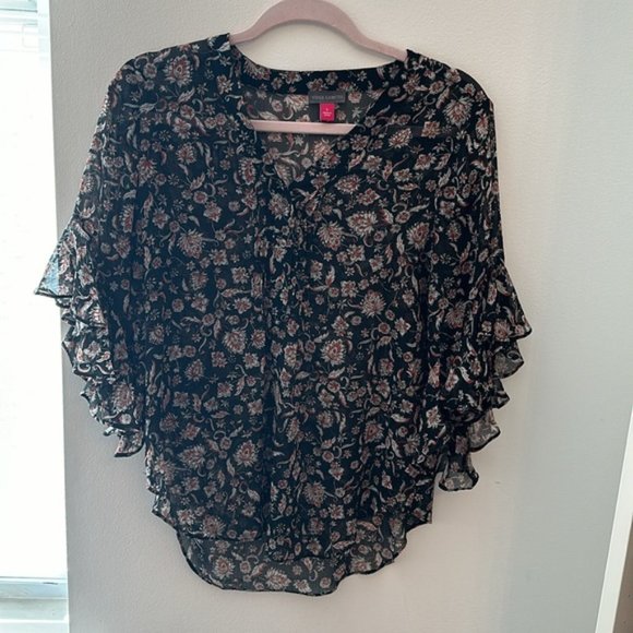 Vince Camuto Flutter Sleeve Henley blouse - Picture 3 of 5
